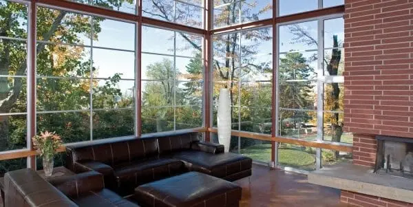 What’s the Difference Between Different Styles of Window Frames?