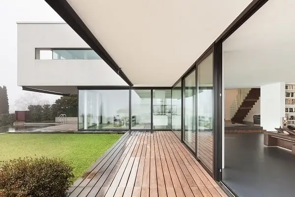 What are the Benefits of Floor to Ceiling Windows?