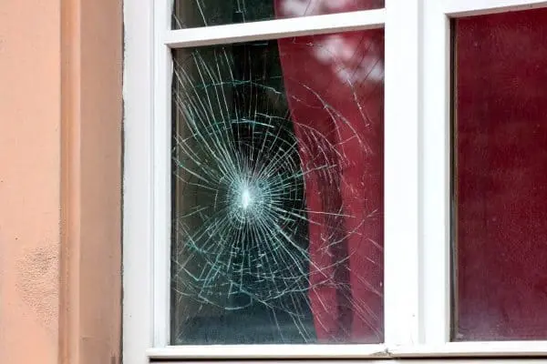 How to Tell if You Need Home Window Repair: 3 Common Reasons