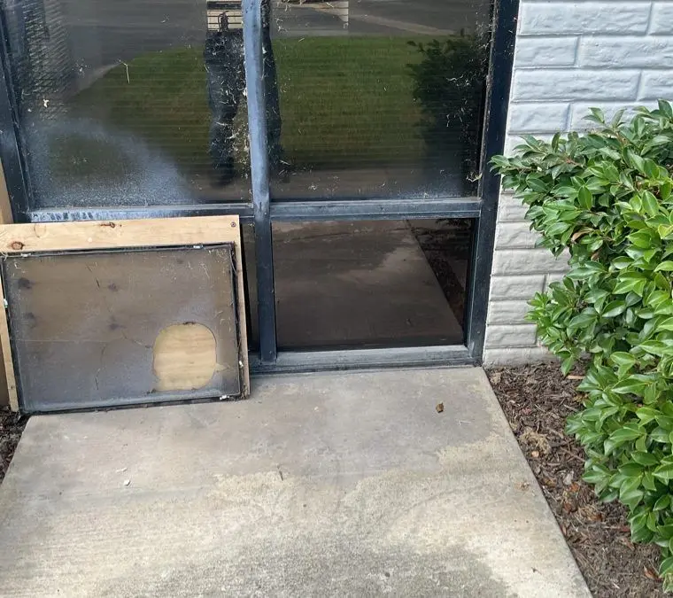 New Insulated Glass for Advanced Building Inc.