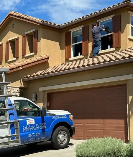 Sacramento area emergency glass service