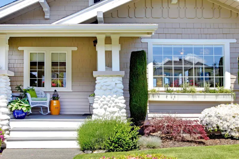 what are vinyl windows made of