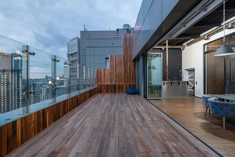 Laminated Vs. Tempered Glass: What's The Difference?