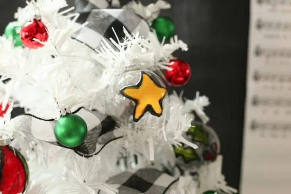 how to make stained glass Christmas ornament